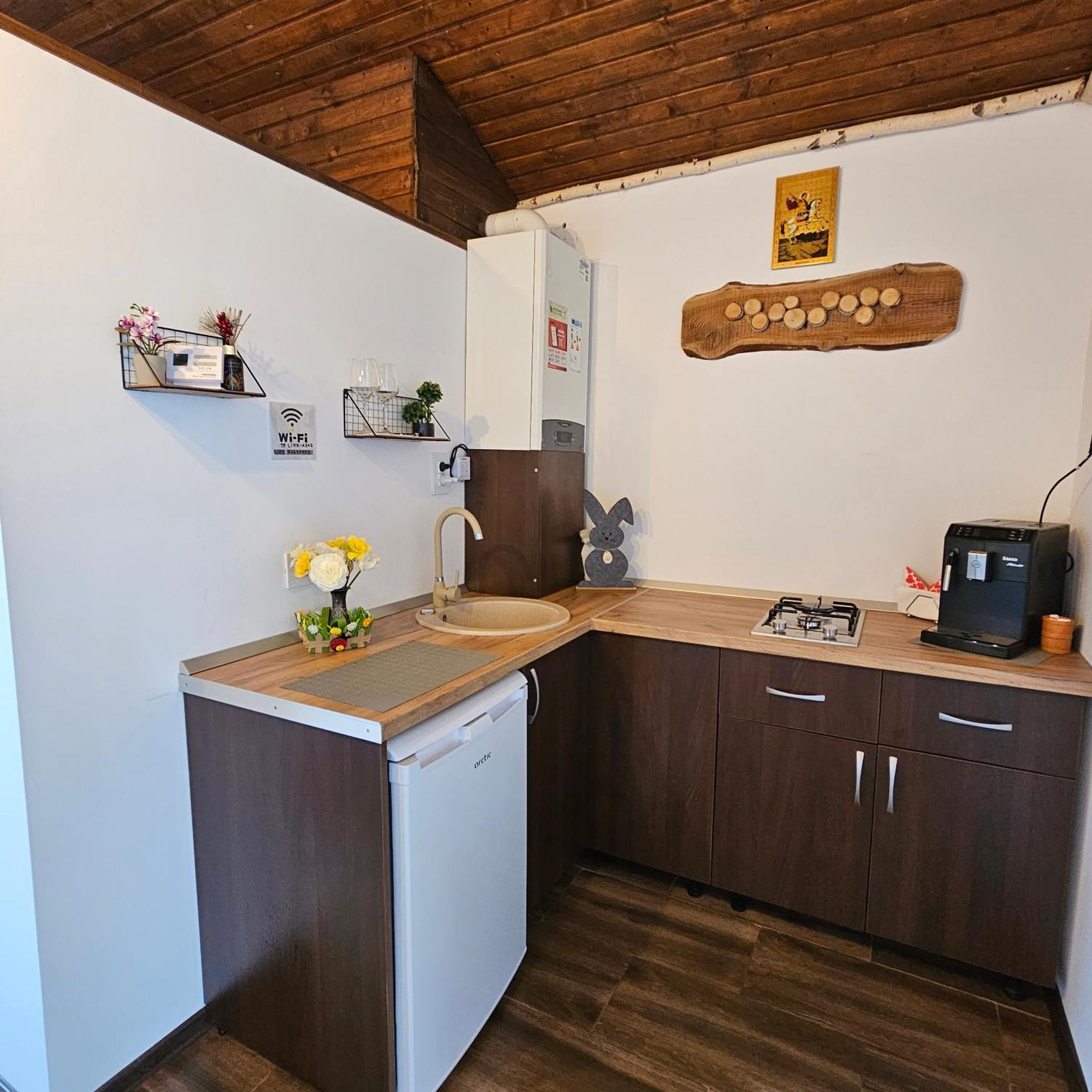 Cabana Bujor De Munte Risnov Bagian luar foto
