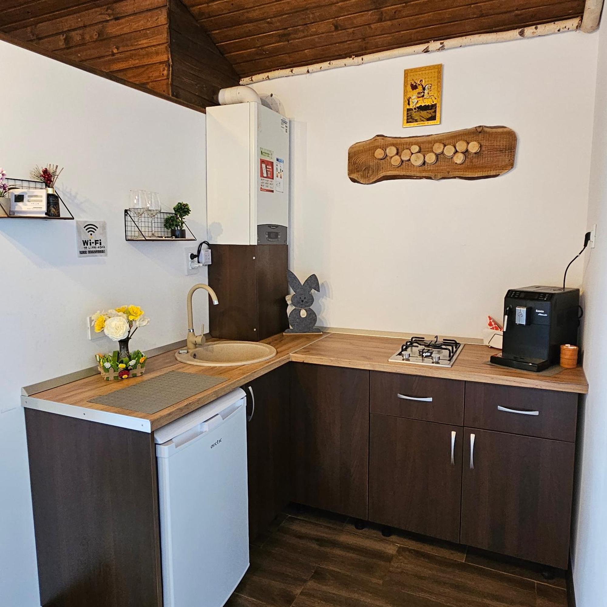 Cabana Bujor De Munte Risnov Bagian luar foto